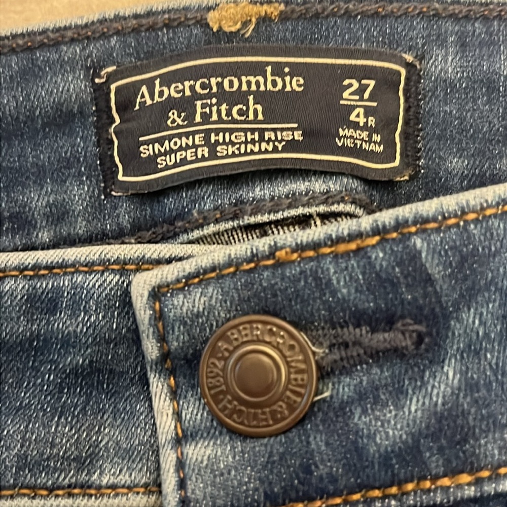 Abercrombie & Fitch Simone High Rise Super Skinny Size 27